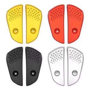 Accessoires pour motos, couvre-repose-pieds en alliage d'aluminium, adapté à la modification des repose-pieds arrière Vespa 150, repose-pieds gauche et droit - Product Image 5