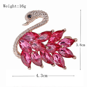 Broche de Cisne de Cristal com Revestimento de Liga, Estilo Coreano, Elegante e Fofo, Acessório de Vestuário - Product Image 3