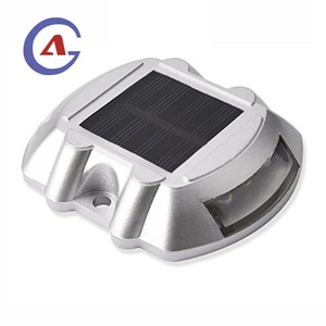 Reflector Prismático de Alta Intensidad para Carreteras, de Aluminio GA, IP68, Resistente al Agua, con Energía Solar, Luces LED Intermitentes/Fijas, Certificación CE ROHS - Product Image 1