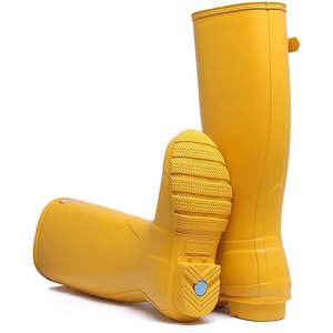 Durevole costruzione gialla funzionante pieghevole elastico posteriore da <span class=keywords><strong>donna</strong></span> all'aperto molto alto stivale da pioggia riutilizzabile - Product Image 4