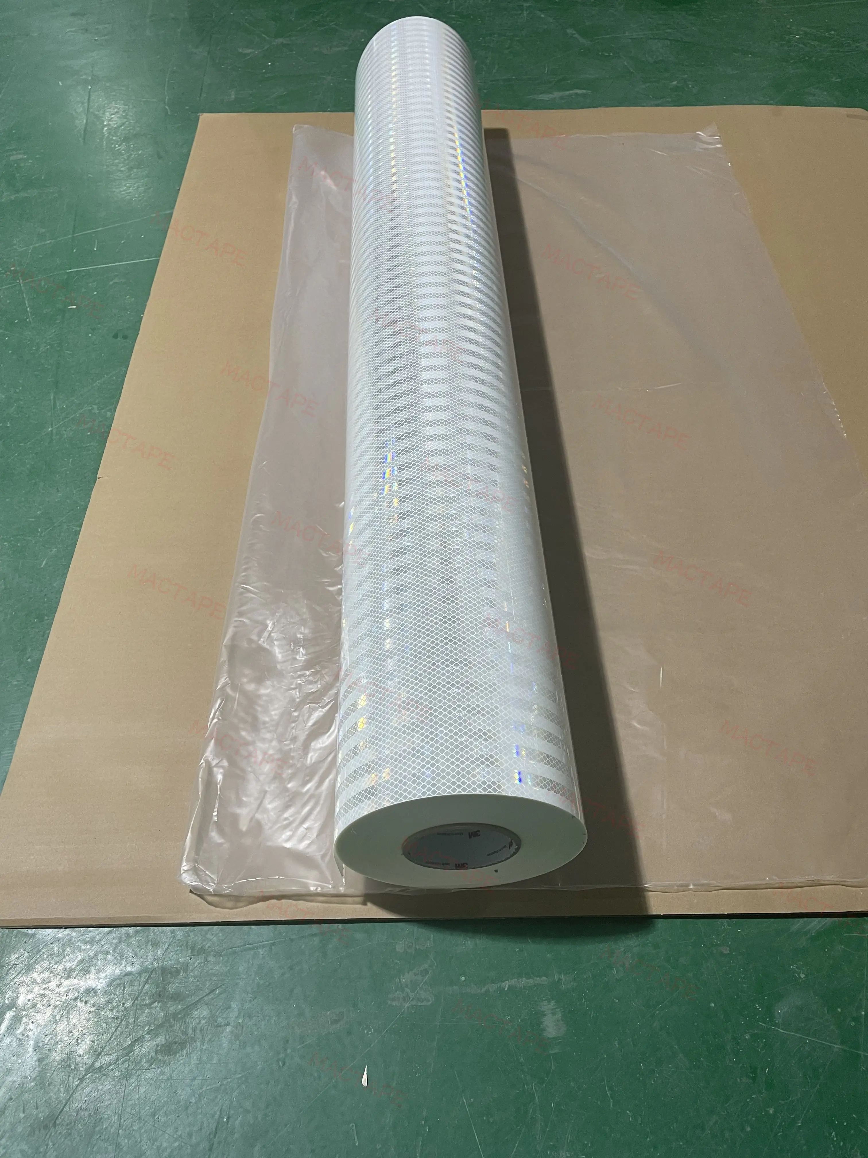 3M 3940 Anti-usure Anti-scratch Anti-burin Capacité Crystal Prismatic Reflective Sheeting Series HIP Reflective Materials