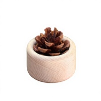 Diffuseur d'arômes Art Déco en bois de hêtre naturel avec pomme de pin - Diffuseur d'huiles essentielles en bois fait main pour cadeaux d'anniversaire et de jubilé, décoration intérieure