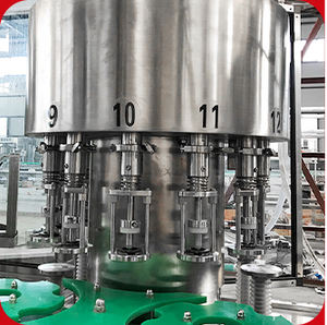 Machine de remplissage et de bouchage de liquides <span class=keywords><strong>pour</strong></span> boissons Ligne de remplissage de vin <span class=keywords><strong>pour</strong></span> petite usine Ligne de production automatique de remplissage de vodka - Product Image 3