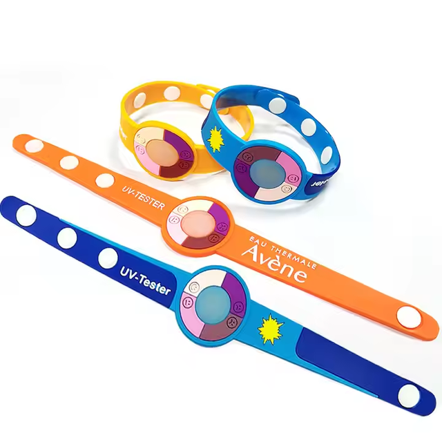 Custom Outdoor UV Tester Silicone Wristband Color-Changing Indicator Detector for Home Use Sunscreen Rubber Bracelet