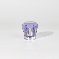 Capuchon à vis de luxe personnalisé (plastique) pour flacons de parfum en verre avec fonction anti-déversement, couleur et logo personnalisables