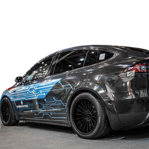 Kit de carrosserie pour <span class=keywords><strong>Tesla</strong></span> modèle <span class=keywords><strong>x</strong></span> en fibre de carbone, jupes latérales et becquet de coffre - Product Image 5