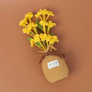 Bouquet de roses et de tournesols au crochet fait main, fleurs tricotées mignonnes pour femmes et filles, idées cadeaux pour Noël, la Saint-Valentin, Halloween - Product Image 4