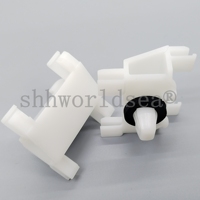 100 pièces/sac Clip en plastique pour Land Rover DYC000091