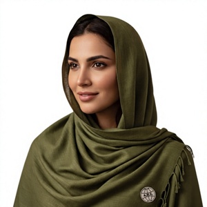 Châle en viscose pashmina uni avec pompons pour femme, chaud et doux pour l'hiver, 200 cm de long, vente en gros, OEM ODM personnalisé - Product Image 1