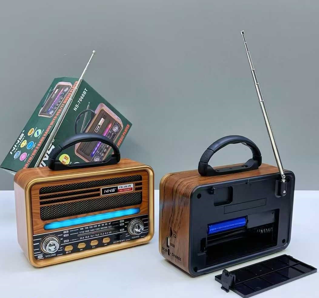 NS-7068BT Mini Oldschool Boombox - Wireless Solar Powered