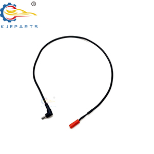 Otomotiv Dik Açılı DC Güç Fişi Kablosu 3.5x1.35mm Erkek - JST Konnektör Kablosu LED Şerit Kamera için - Product Image 1