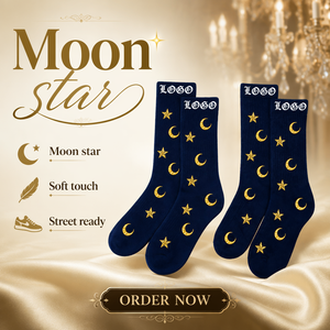 Calzini Gotici con Stampa Luna e Stelle, Logo Personalizzato, Streetwear Divertente in Cotone Bianco e Nero - Product Image 6