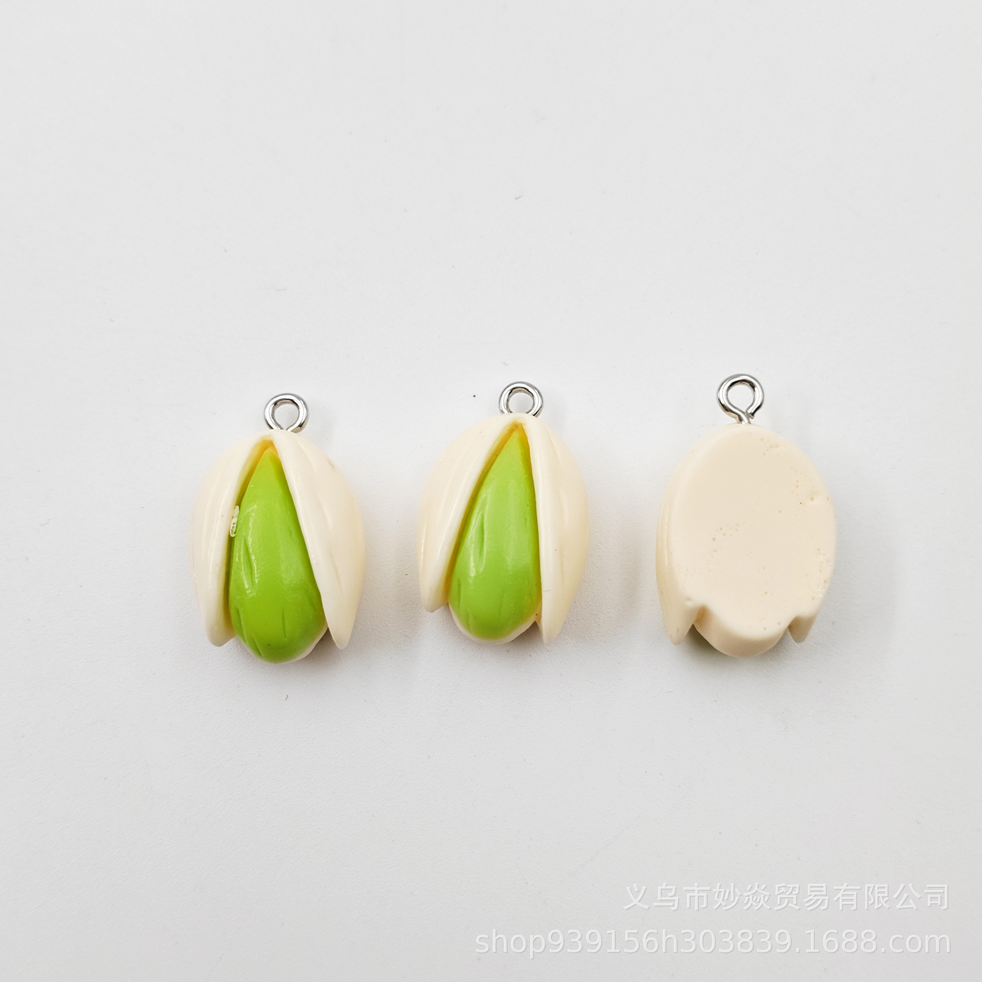 Pendentif pistache