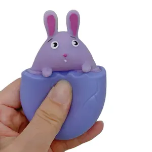 TPR Toys novità giocattoli pasquali coniglio coniglietto pasquale pollo animale Fidget Pop Out uovo di pasqua spremere giocattolo animale