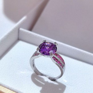 Anello Aperto a Forma di Cuore con Dettaglio Colorato, Design Regolabile, Accessorio di Moda per Coppie - Product Image 3