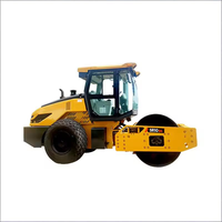 Compacteur vibrant léger SR10 B6 avec cabine à absorption des chocs, réduisant les vibrations et soulageant la fatigue des opérateurs lors de longues heures de travail
