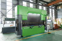 Machine à plier RAYMAX pour le traitement des tôles métalliques avec contrôleur Delem 58Tx, presse plieuse hydraulique CNC