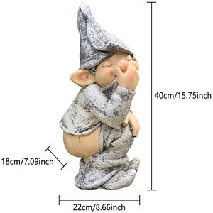 Statue de jardin de gnome drôle et nu, Stinky le petit garçon heureux, sculpture, gnome parfait pour la décoration de la maison, du patio et du jardin - Product Image 3