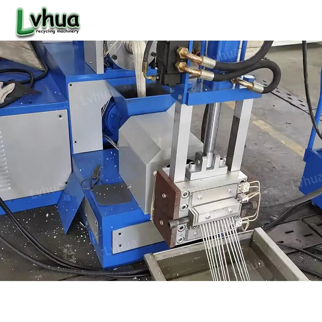 Macchina professionale di riciclaggio della schiuma di Lvhua eps xps pelletizzante con il sistema di alimentazione automatica