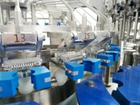 Ligne de production clé en main de boissons gazeuses, machine de remplissage isobare automatique pour bouteilles en verre, projet d'usine d'embouteillage de boissons gazeuses