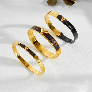 Bracciale Vintage Serie I a Forma di V con Scheletro, Placcato in Oro 10K, Unisex Cristiano con Scritta YAH, Vendita Calda, Resistente allo Scolorimento, Alla Moda, Versatile, Idea Regalo - Product Image 1