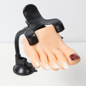 <span class=keywords><strong>Pied</strong></span> <span class=keywords><strong>en</strong></span> silicone Offre Spéciale Nail Art <span class=keywords><strong>Pied</strong></span> avec <span class=keywords><strong>pince</strong></span> Modèle d'affichage d'entraînement souple <span class=keywords><strong>Pied</strong></span> de pratique <span class=keywords><strong>en</strong></span> silicone - Product Image 3