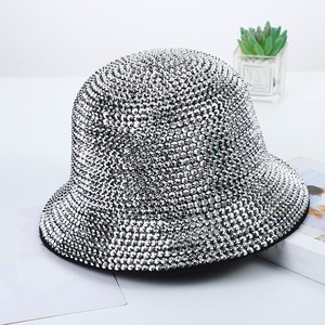 Phụ Nữ Phụ Nữ Lấp Lánh Đảng Cho Thấy Giả Len Cảm Thấy Allover Bạc Vàng Thạch Tinh Thể Xô <span class=keywords><strong>Hat</strong></span> Mũ Mùa Đông Với Đá - Product Image 2