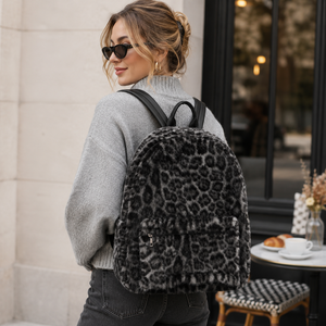 <span class=keywords><strong>Sac</strong></span> <span class=keywords><strong>à</strong></span> <span class=keywords><strong>dos</strong></span> vintage en fausse fourrure pour <span class=keywords><strong>femme</strong></span>, personnalisable en gros, avec doublure en polyester, fermeture éclair étanche et design portable - Product Image 3
