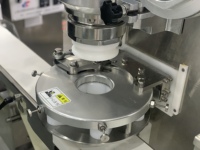 Machine à glace mochi automatique multifonctionnelle à haute efficacité pour la production continue de mochi congelé - Usine