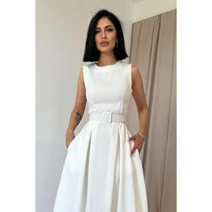 Elegante Vestido de Noche de Satén con Cuello Halter, Corte en A, Color Blanco Hueso, Cintura Natural, Color Crudo - Product Image 3