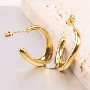 Boucles d'oreilles clous géométriques en forme de U en acier inoxydable doré 21 mm, boucles d'oreilles créoles tendance - Product Image 4