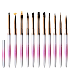 Pinceau à ongles plat ovale doux en nylon avec manche métallique, logo personnalisé, pour gel acrylique, idéal pour la manucure en salon - Product Image 1