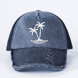 Gorra trucker de verano para exteriores con protección solar, bordado de árbol de coco, tela de malla lavada de alta calidad, gorra trucker desgastada - Product Image 1