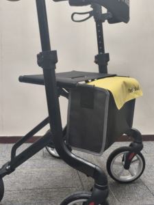 Andador Plegable Ultraligero de Aluminio con Ruedas de PU de 8 Pulgadas y Diseño de Fibra de Carbono para Personas Mayores - Product Image 6