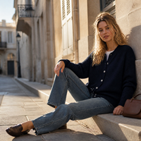 Cardigan en maille boutonné pour femme, col rond, manches longues, coupe classique, uni, doux, décontracté, style coréen, bleu marine, automne, confortable, pull, manteau, haut