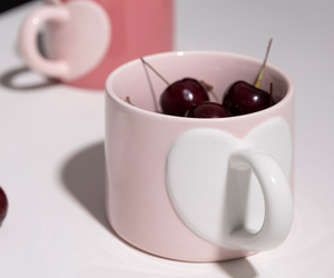 Wholesale 2026 New Heart Handle Mug, Customizable INS Style <b>Ceramic</b> Coffee <b>Cup</b> for Bulk Orders - Product Image 3