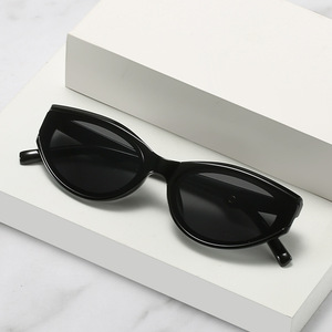Sunray in Stock Popular Ladies Cat Eye <strong>Sunglasses</strong> for Adults <strong>Personalised</strong> Jelly Colour White Red Blue Frames Made PC Material - Product Image 2
