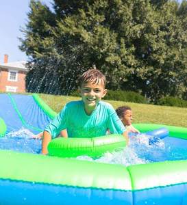 Profitez des plaisirs estivaux en plein air avec le toboggan aquatique double gonflable ELI-E003 de MAKEWAVE, en PVC écologique et léger, conçu pour la piscine. - Product Image 3