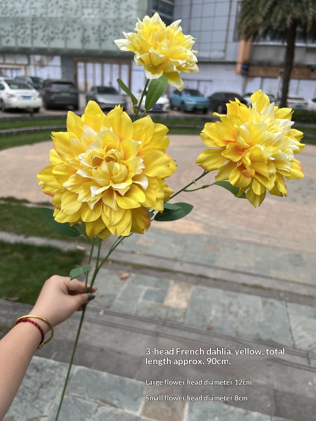 สีเหลือง