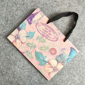 Bolsas de Papel para Regalo de Cartón de Alta Calidad al por Mayor con Laminación, Impresión Digital, Logotipo Personalizado OEM, Estilo de Lujo para Promoción - Product Image 3