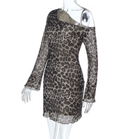 Robe moulante à imprimé léopard personnalisée pour femmes, robe sexy à épaule inclinée, sac de taille, hanche, manches longues, mini-robe