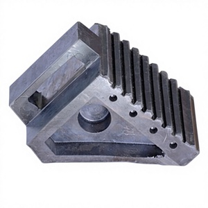 Fermo Ruota in Gomma Personalizzato da Fabbrica per <span class=keywords><strong>Parcheggio</strong></span> Auto, Capacità 2T, Blocco Ruota per Parcheggi - Product Image 2