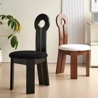 Chaise de salle à manger rétro française en bois massif avec dossier de conception moderne de tabouret de clé de sirène antique