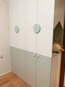 Armario de Madera de Estilo Simple Personalizado para Casa de Campo, Muebles de Dormitorio Hechos a Mano - Product Image 4