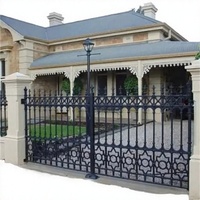 Portail automatique de luxe en fer forgé français LINCAI |   Clôture à piquets à motif étoilé forgée à la main, assortie au garde-corps de balcon et à l'entrée