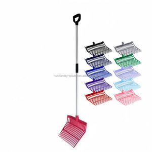 Fourche à fumier pour chevaux Fourche à cheval avec poignée en <span class=keywords><strong>D</strong></span> avec <span class=keywords><strong>2</strong></span> poteaux sectionnés - Product Image 1