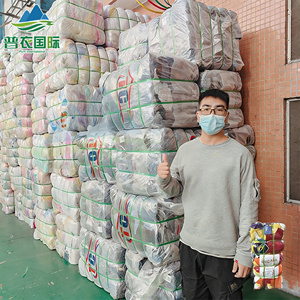 Giacche Sottili <span class=keywords><strong>da</strong></span> Donna, Abbigliamento Usato di Moda, Solo Giacche Usate, <span class=keywords><strong>Vestiti</strong></span> di Seconda Mano - Product Image 2