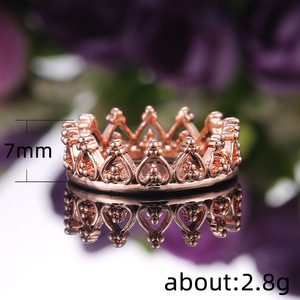 Anello in Lega a Forma di Corona F385, Gioiello Classico da Donna per Matrimonio, Design Senza Pietre - Product Image 6