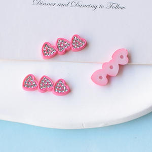 Vente en gros de bijoux en résine pentagramme incrustée de diamants roses argentés, ornements de cheveux à dos plat, breloques, étoile en résine pour la décoration - Product Image 6