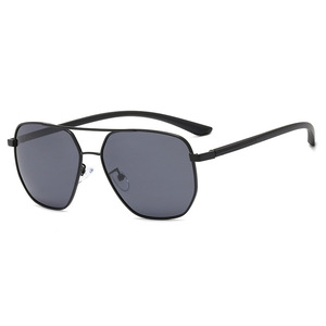 Lunettes de soleil polygonales pour hommes, monture en métal, verres TAC, UV400, polarisées, pour conducteur, légères, noires - Product Image 4